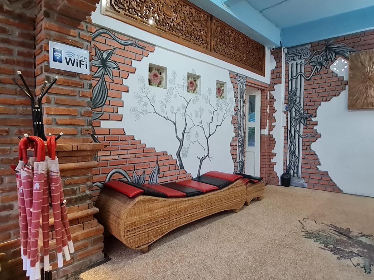 Bottelmania Otel Lovina Dış mekan fotoğraf