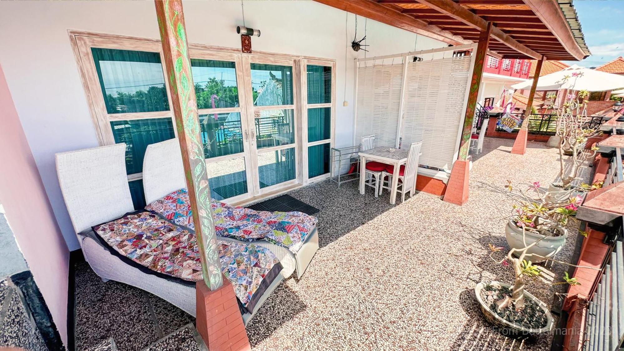 Bottelmania Otel Lovina Dış mekan fotoğraf