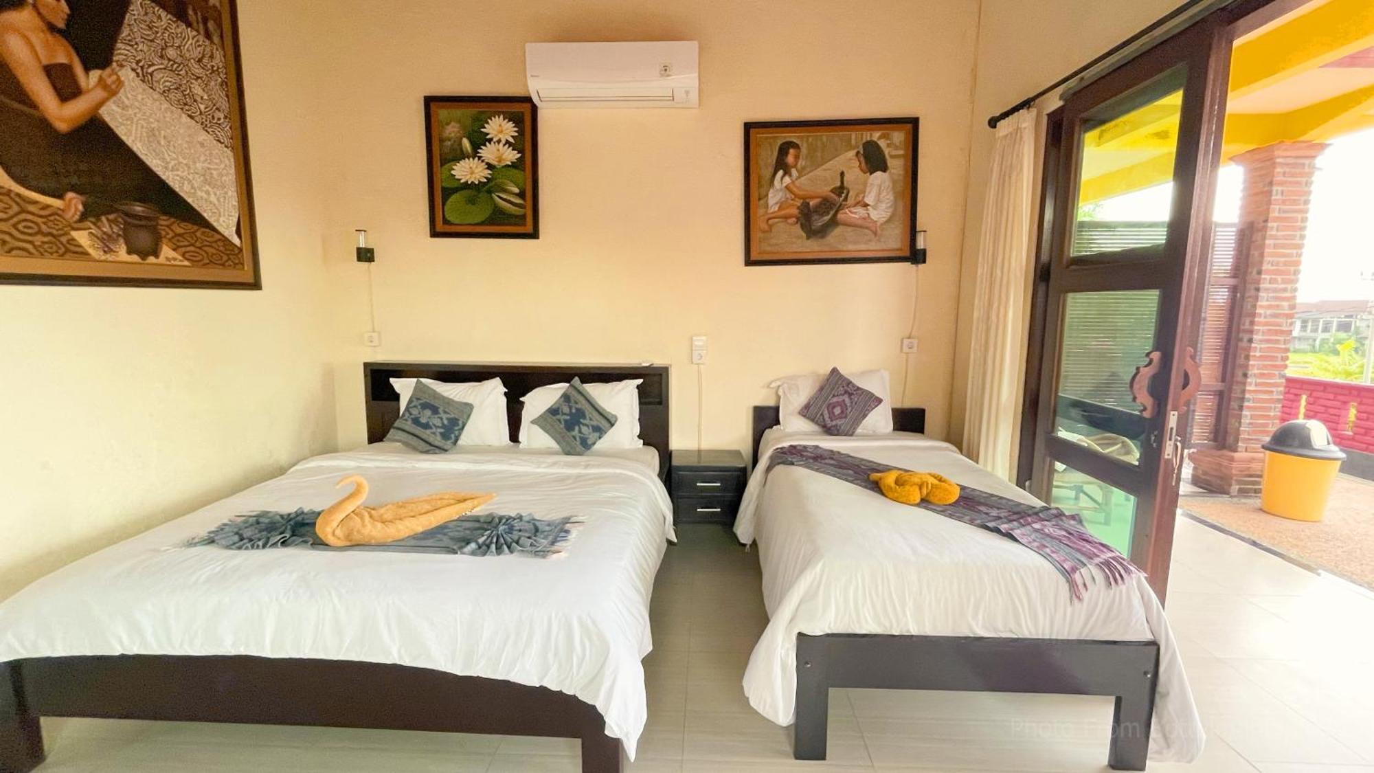 Bottelmania Otel Lovina Dış mekan fotoğraf